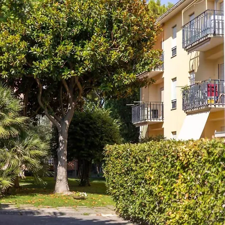 Stiloso Bilocale Terraceparking Diano Marina