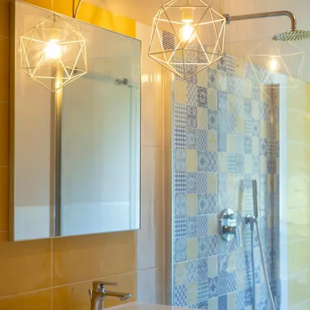 Stiloso Bilocale Terraceparking * דיאנו מרינה