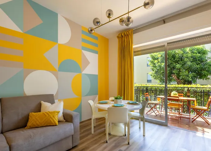 Stiloso Bilocale Terrace+parking Apartment